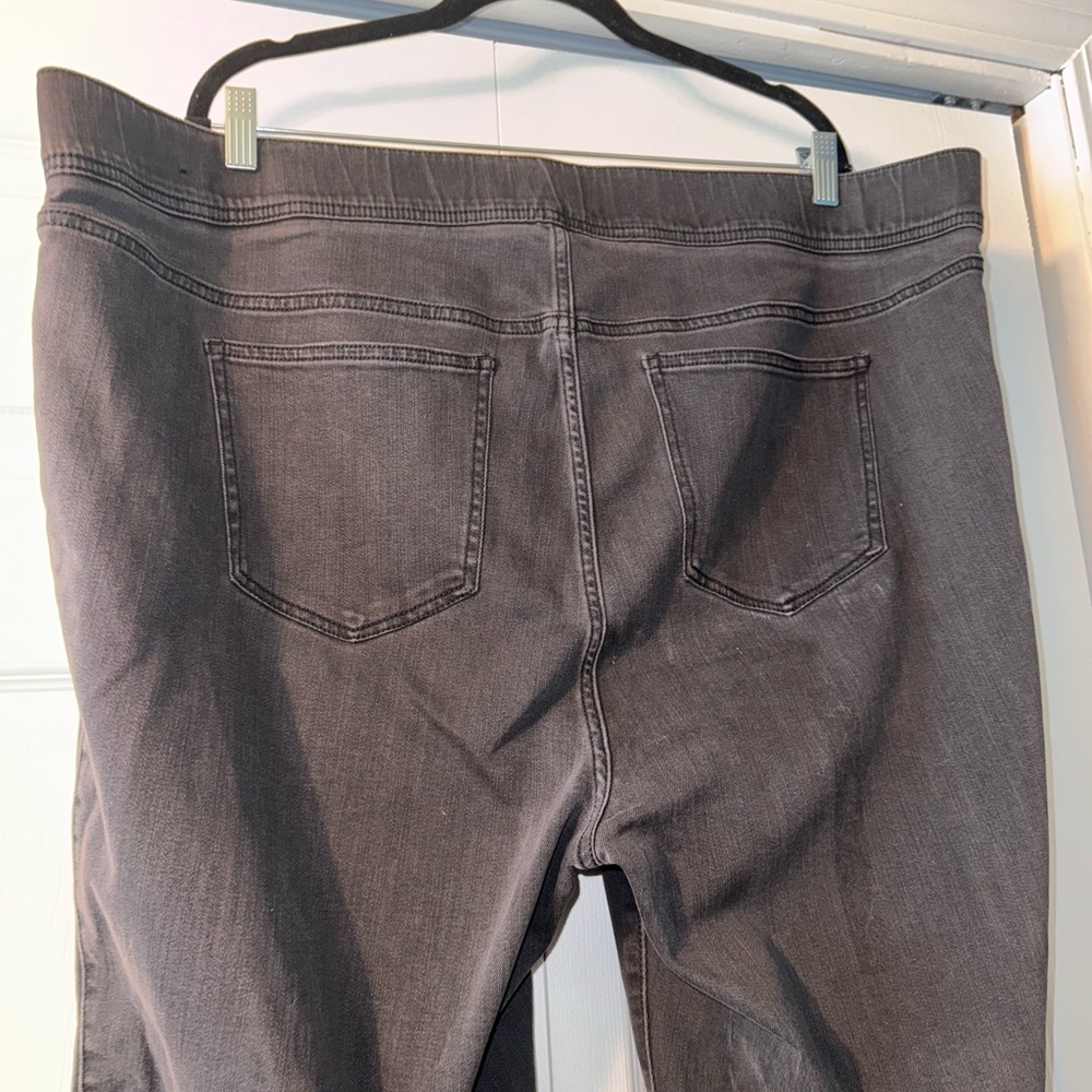 Black Lace-Up Jeggings - Picture 7 of 10
